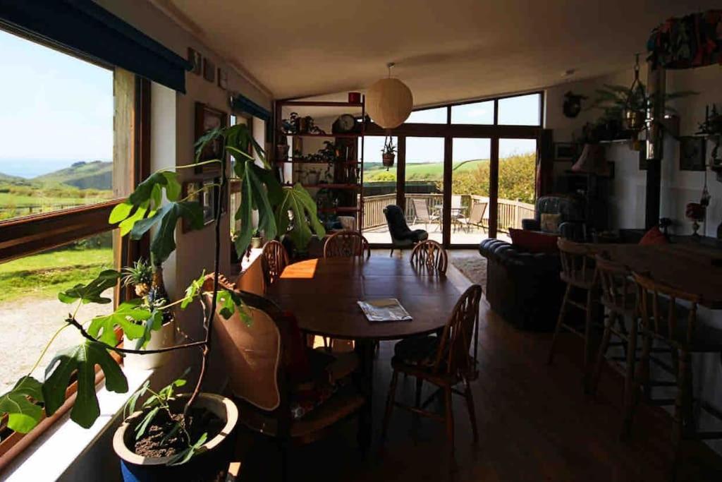 Spacious Cabin On Isolated Farm With Sea View Bude Exterior foto